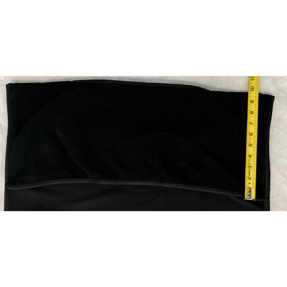 Tesla Car Seat Cover Protector Dog Sweat Dirt Protector Black Red Towel Vehicle - Picture 6 of 6